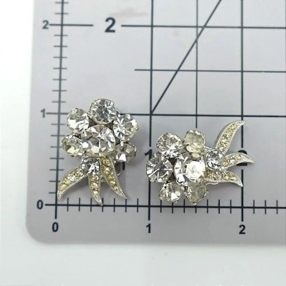 Vintage Eisenberg Flower Rhinestone Clip On‎ Earrings Silver Tone Signed